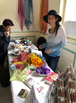 Susanne Frenzel beim Färber- und Handwerkerfest Neckeroda Susanne Frenzel beim Färber- und Handwerkerfest Neckeroda